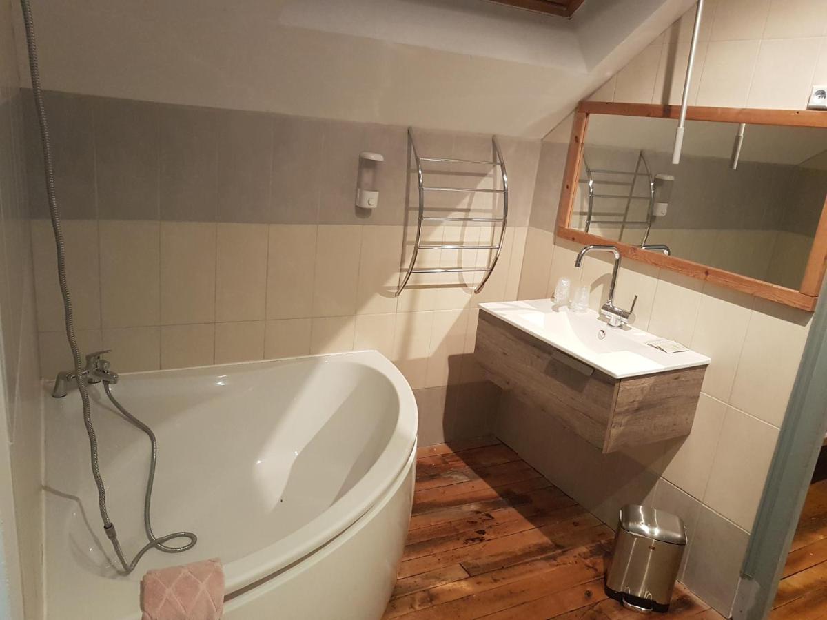 Le Betrot Bed & Breakfast Estissac ภายนอก รูปภาพ