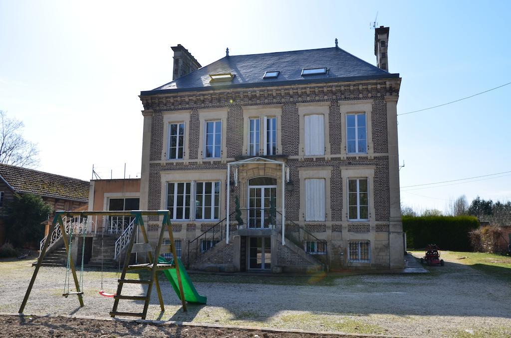 Le Betrot Bed & Breakfast Estissac ภายนอก รูปภาพ