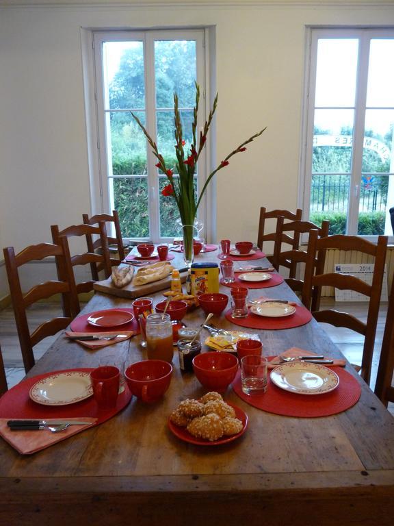 Le Betrot Bed & Breakfast Estissac ภายนอก รูปภาพ