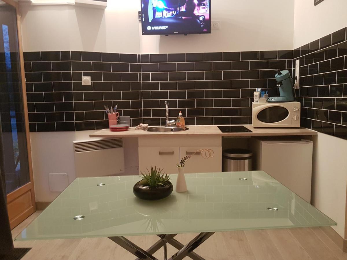Le Betrot Bed & Breakfast Estissac ภายนอก รูปภาพ